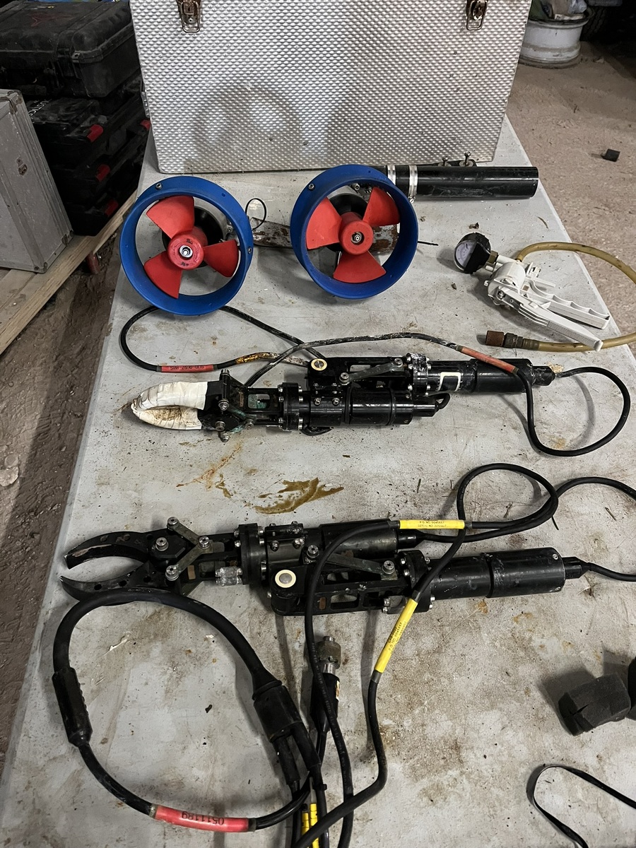4680-sub-atlantic-navajo-rov-package-x2_3