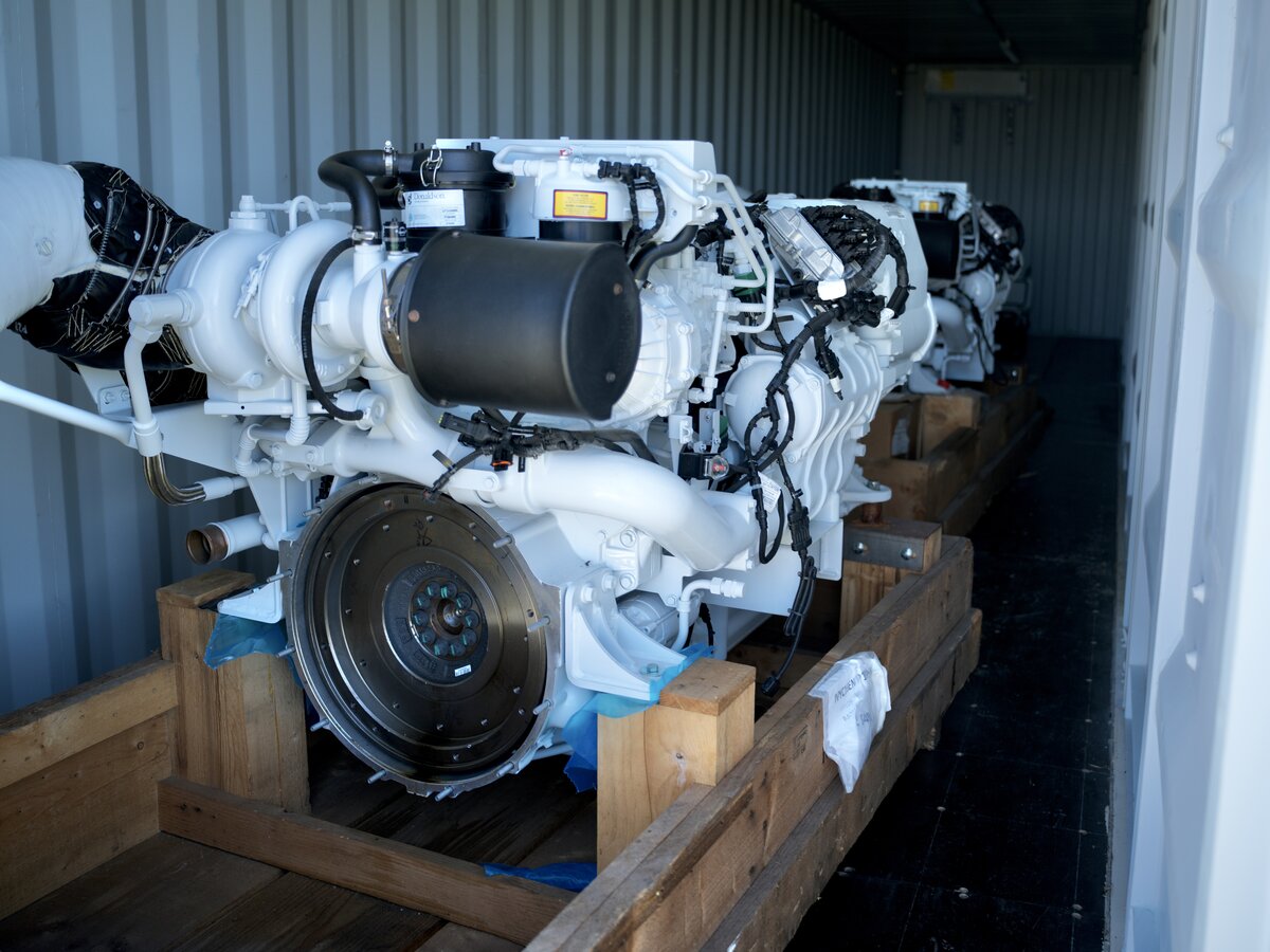 4713-unused-ftp-c16-marine-engines_1