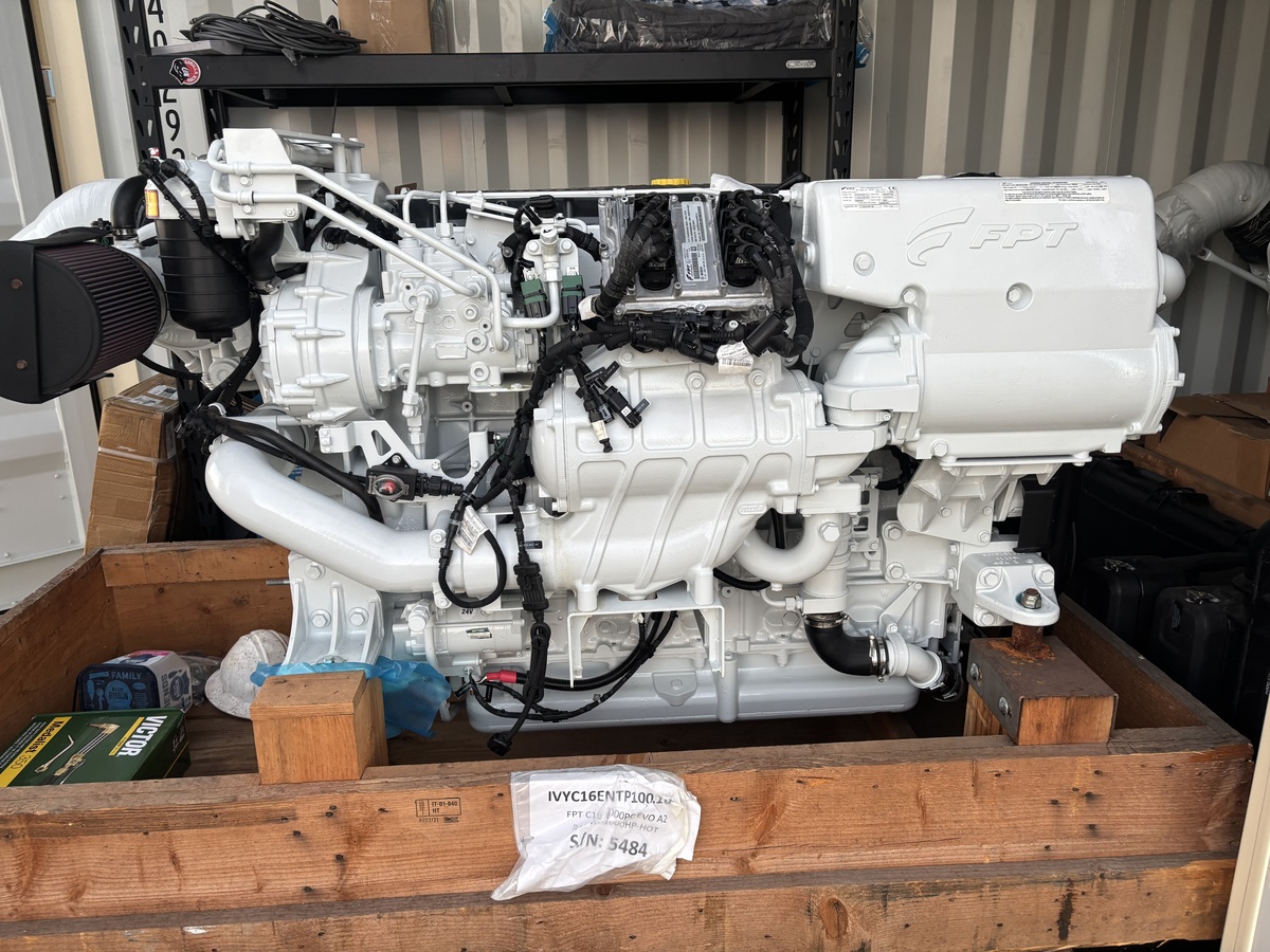 4713-unused-ftp-c16-marine-engines_6