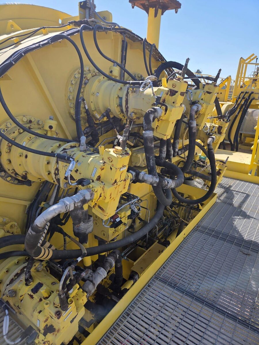 4802-nov-ahc-offshore-crane-165t-swl_2