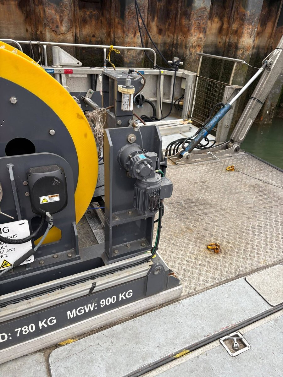 4808-fibre-optic-tow-winch_4
