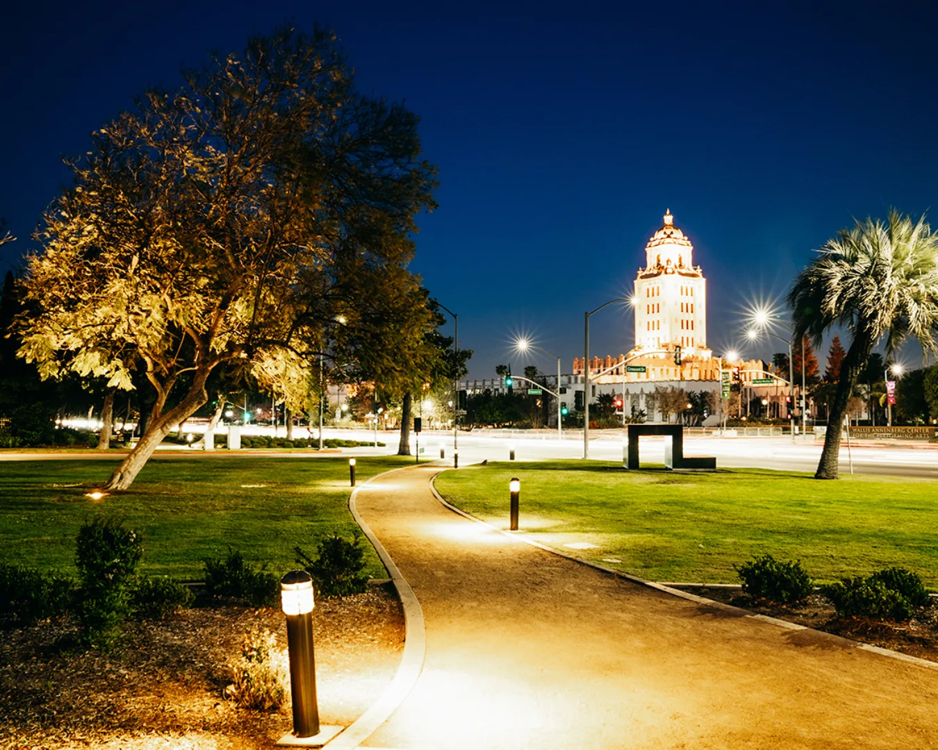 Beverly Gardens Lighting 2 W