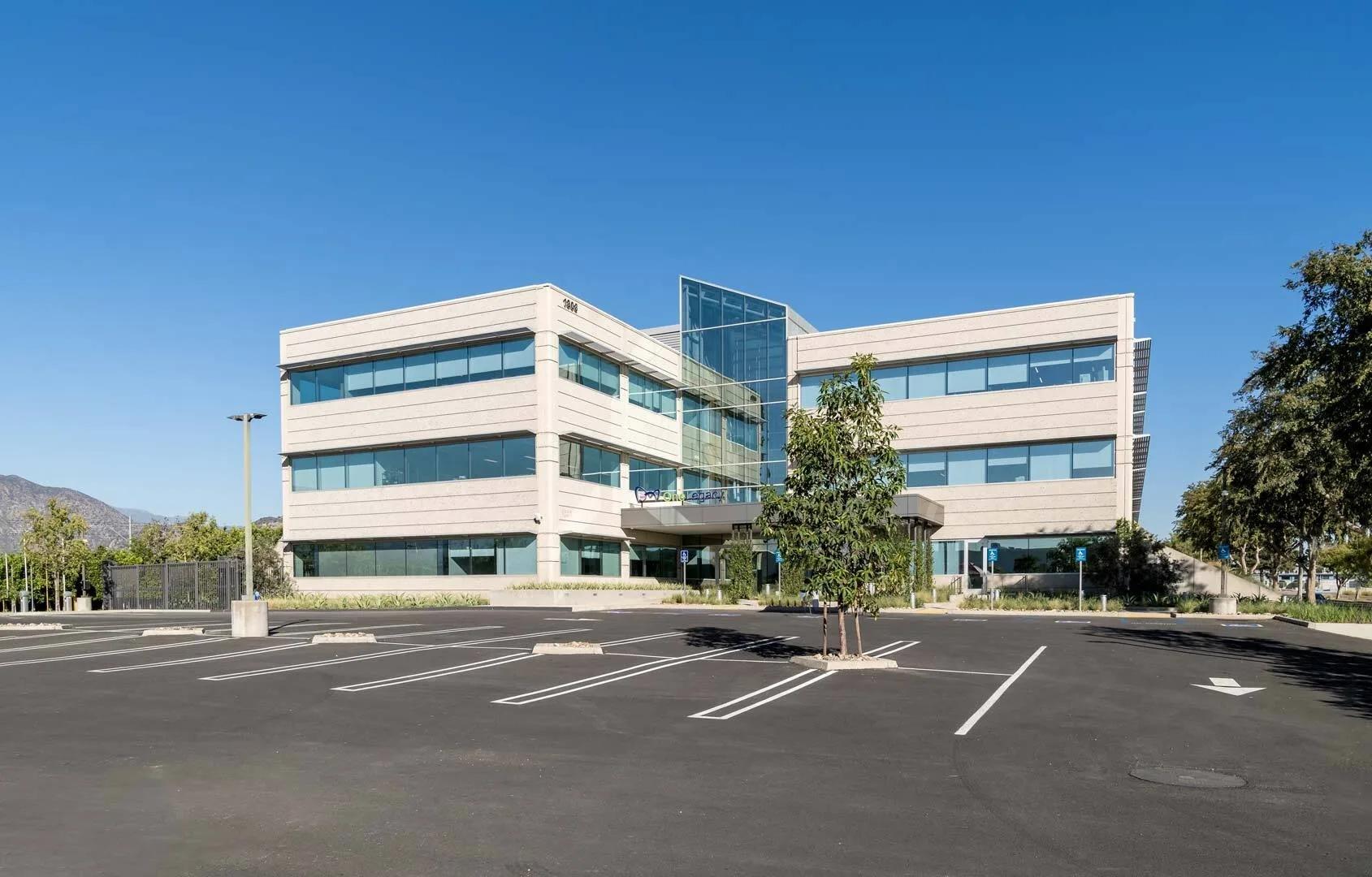 OneLegacy Azusa Transplant Recovery Facility_3 - 1689x1080