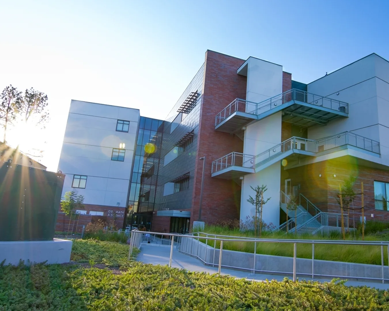 East Los Angeles College Science Career And Mathematics Complex Wh3