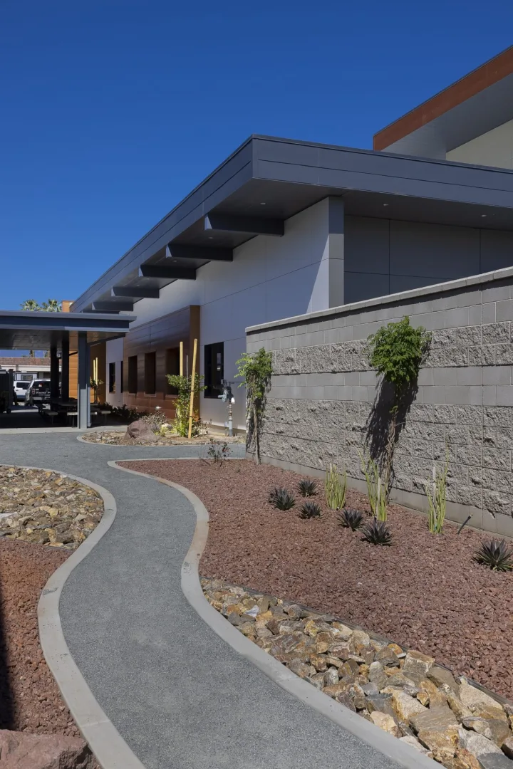 Dispatch Exterior 6