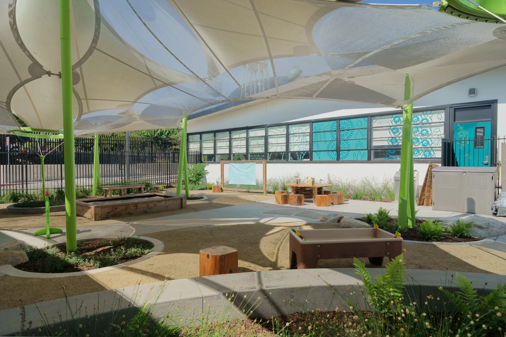 CSULB FCS Building 10