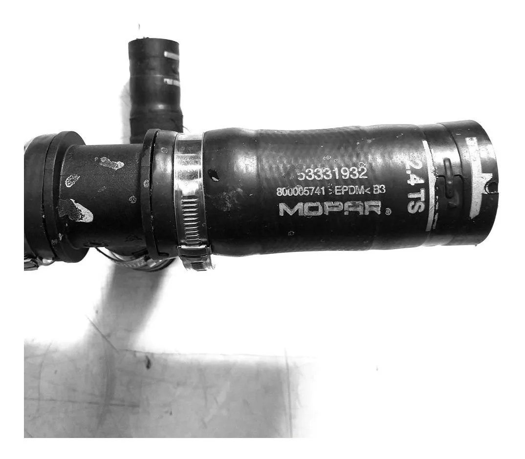 Mangueira superior do radiador - JEEP - 53331932