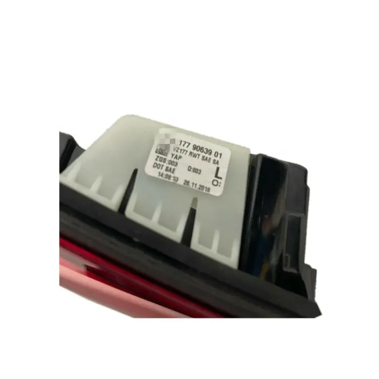 Lanterna traseira - MERCEDES - A1779063601