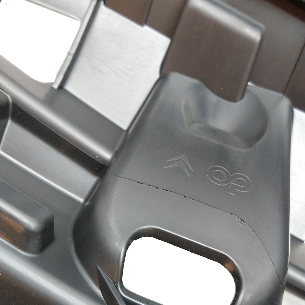Armadura do parachoque frontal - CITROEN - 9676206180