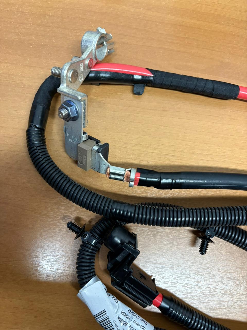 Cabo de alimentação da bateria - VOLVO - 31343113