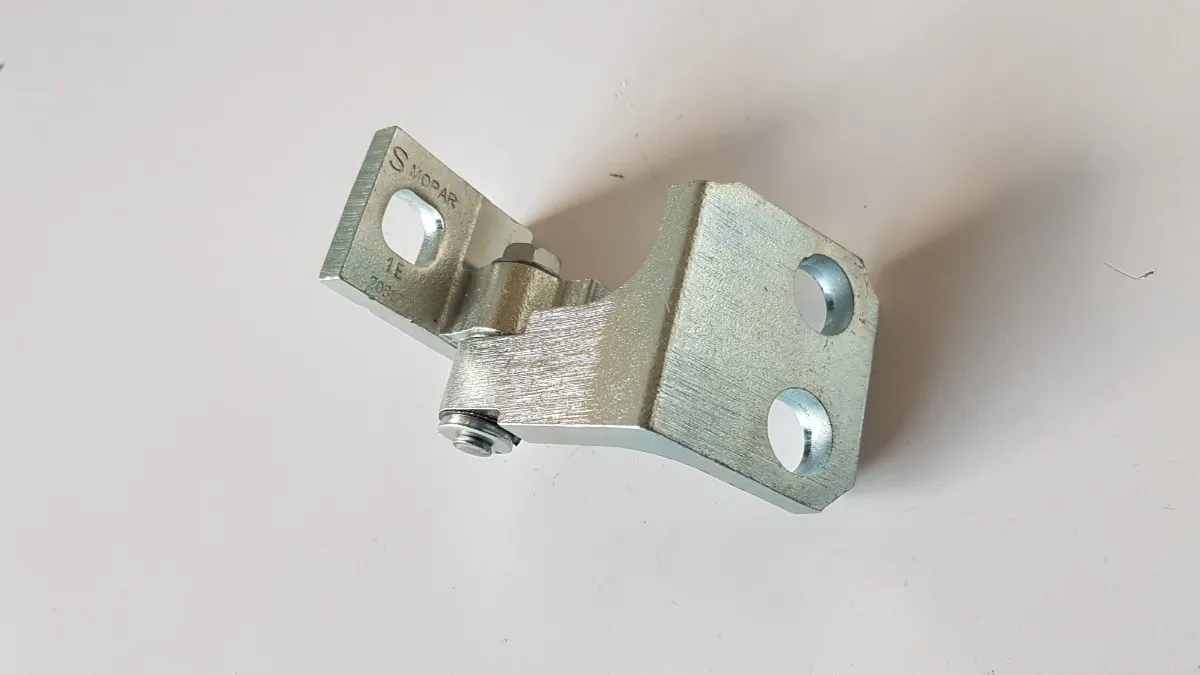 Dobradiça inferior da porta dianteira - JEEP - 50525348