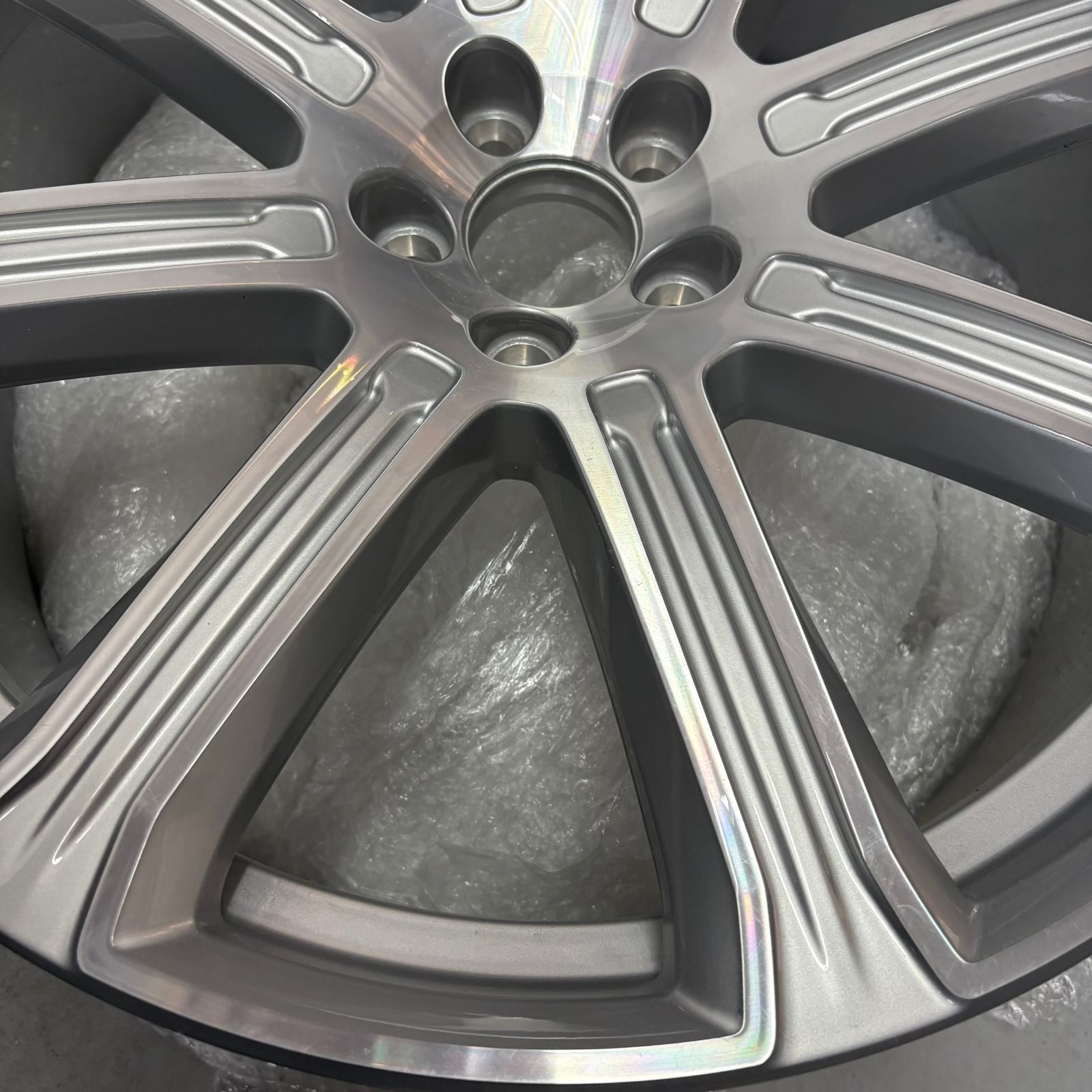 Roda de liga leve 21'' - VOLVO - 31445015