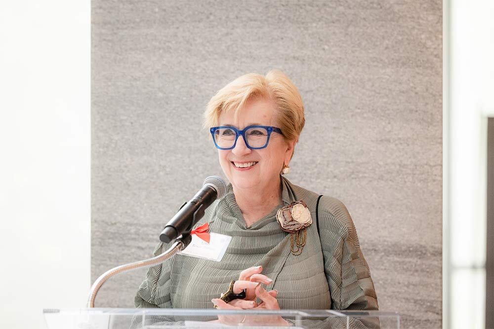 Lynda Roscoe Hartigan giving remarks at the exhibition opening celebration of the Yu Kil-Chun Gallery of Korean Art in 2025. Photo by David Tucker/PEM.