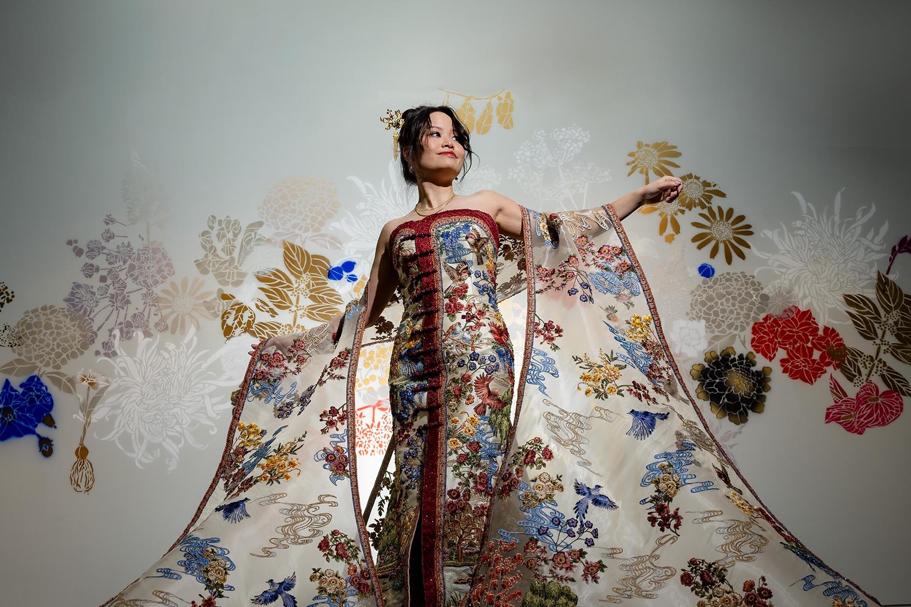 Stella Lunardy wedding dress on bride Patty Schiller
