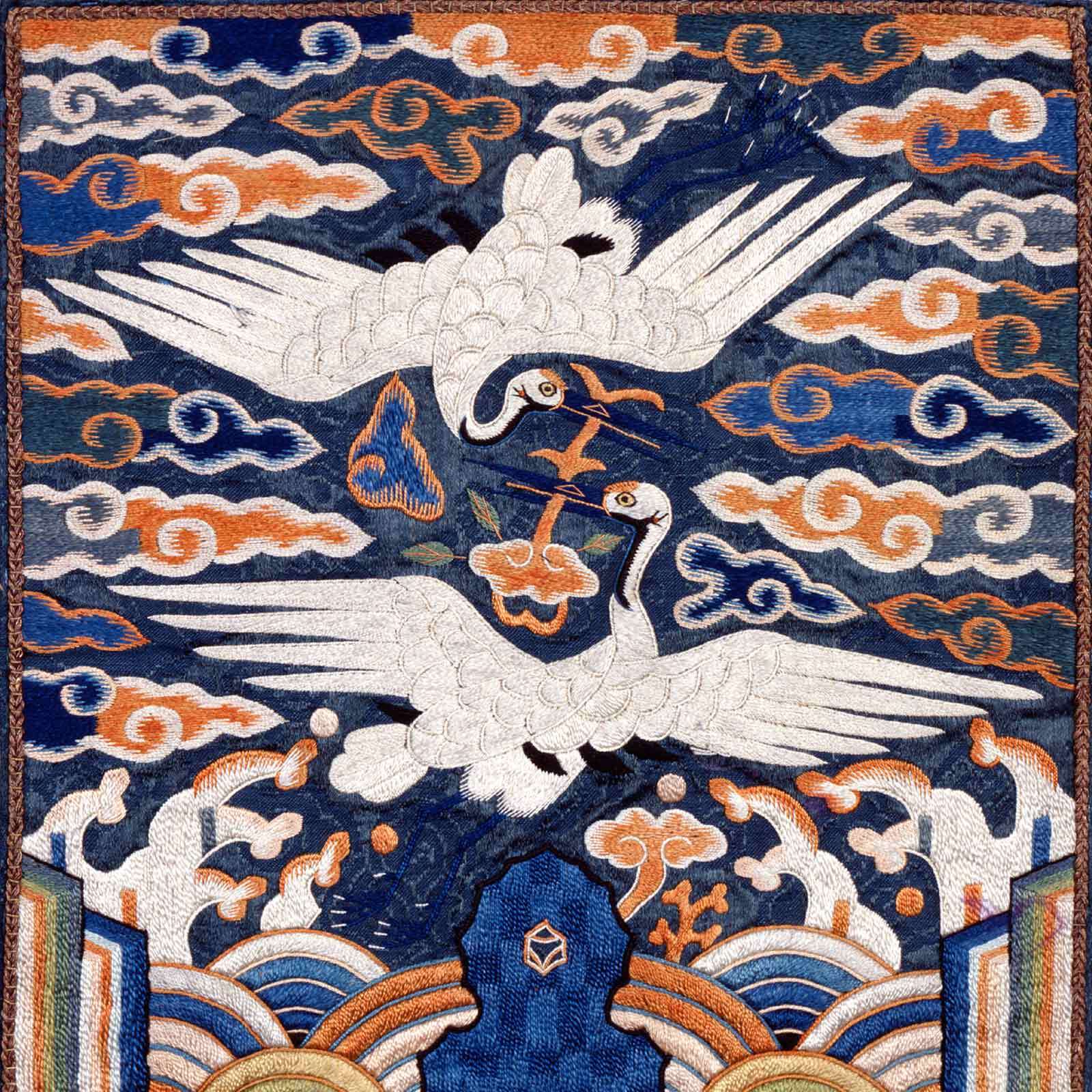 Rank badge with two cranes and clouds for a civil official, 19th century.