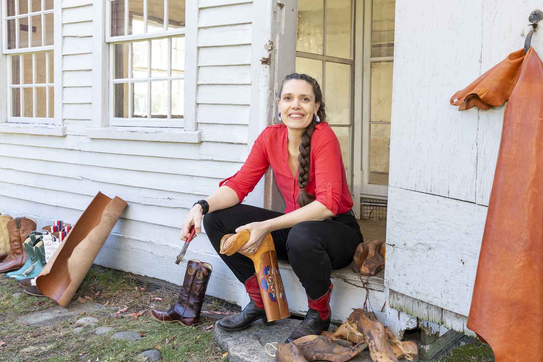 Salem as Muse: Massachusetts Shoemaking
