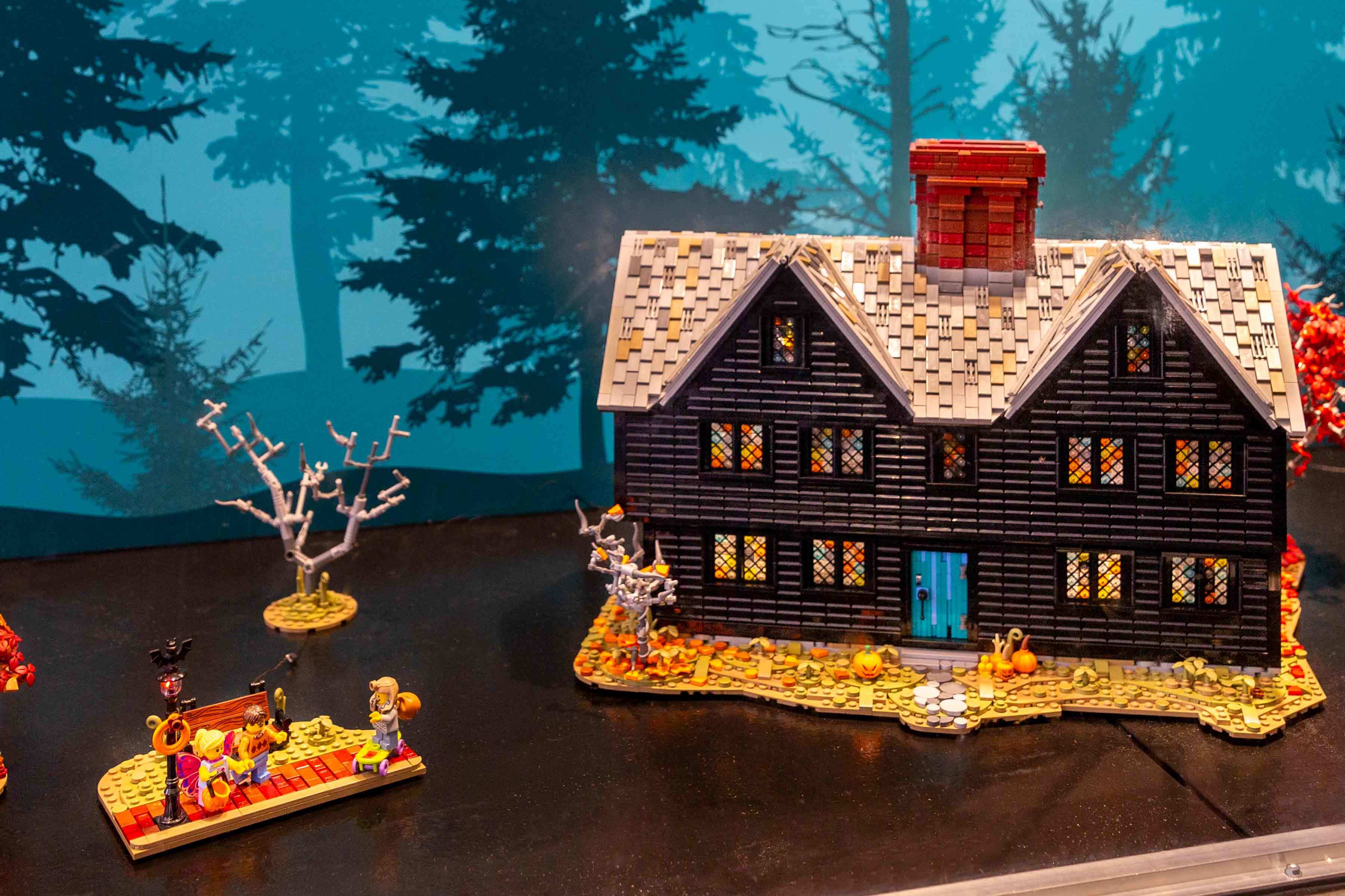 Ex Lego House John Ward2 3600 Full Hero