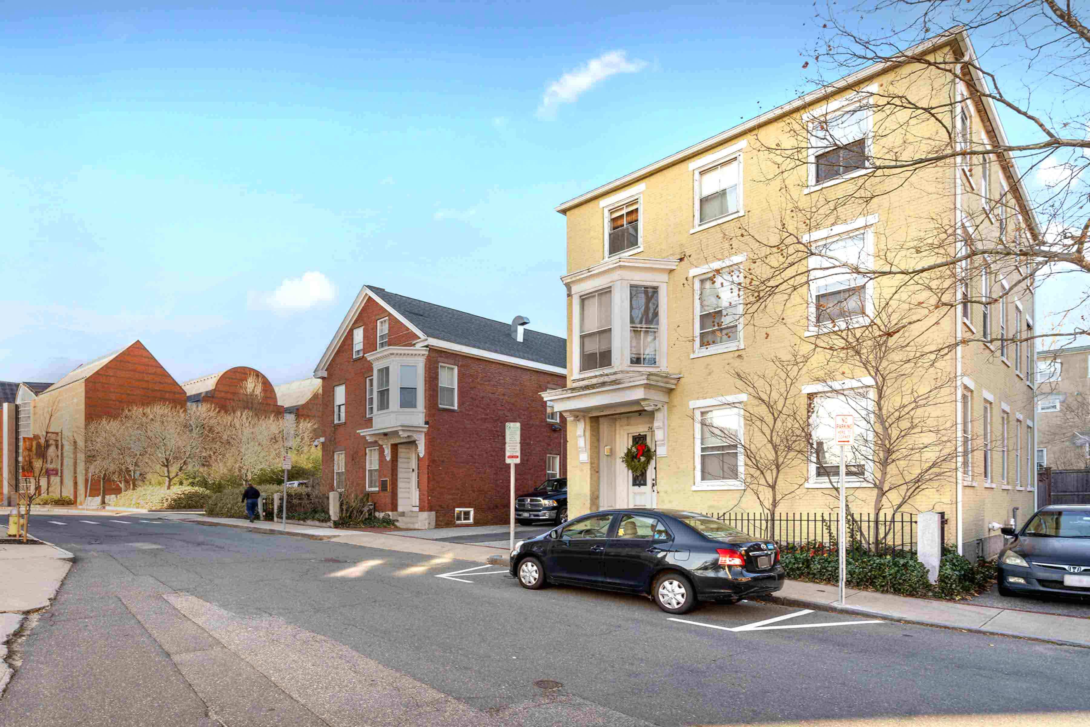 PEM to sell building at 24 Charter Street