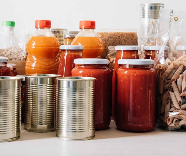 <h1>PEM’s Holiday Food Drive Supports The Salem Pantry</h1>