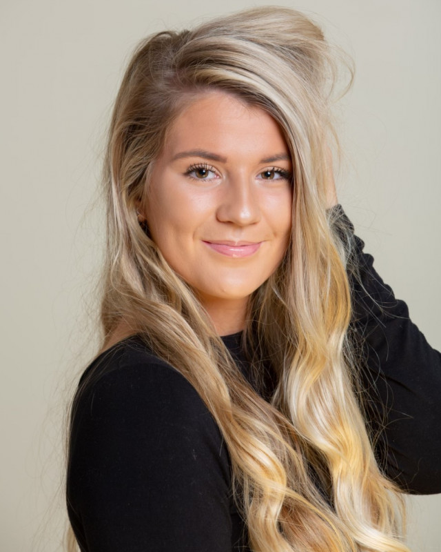 Evie Newport