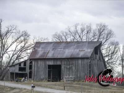 Old-Barn-in-Poplur-Bluff-Hywy-67-9179