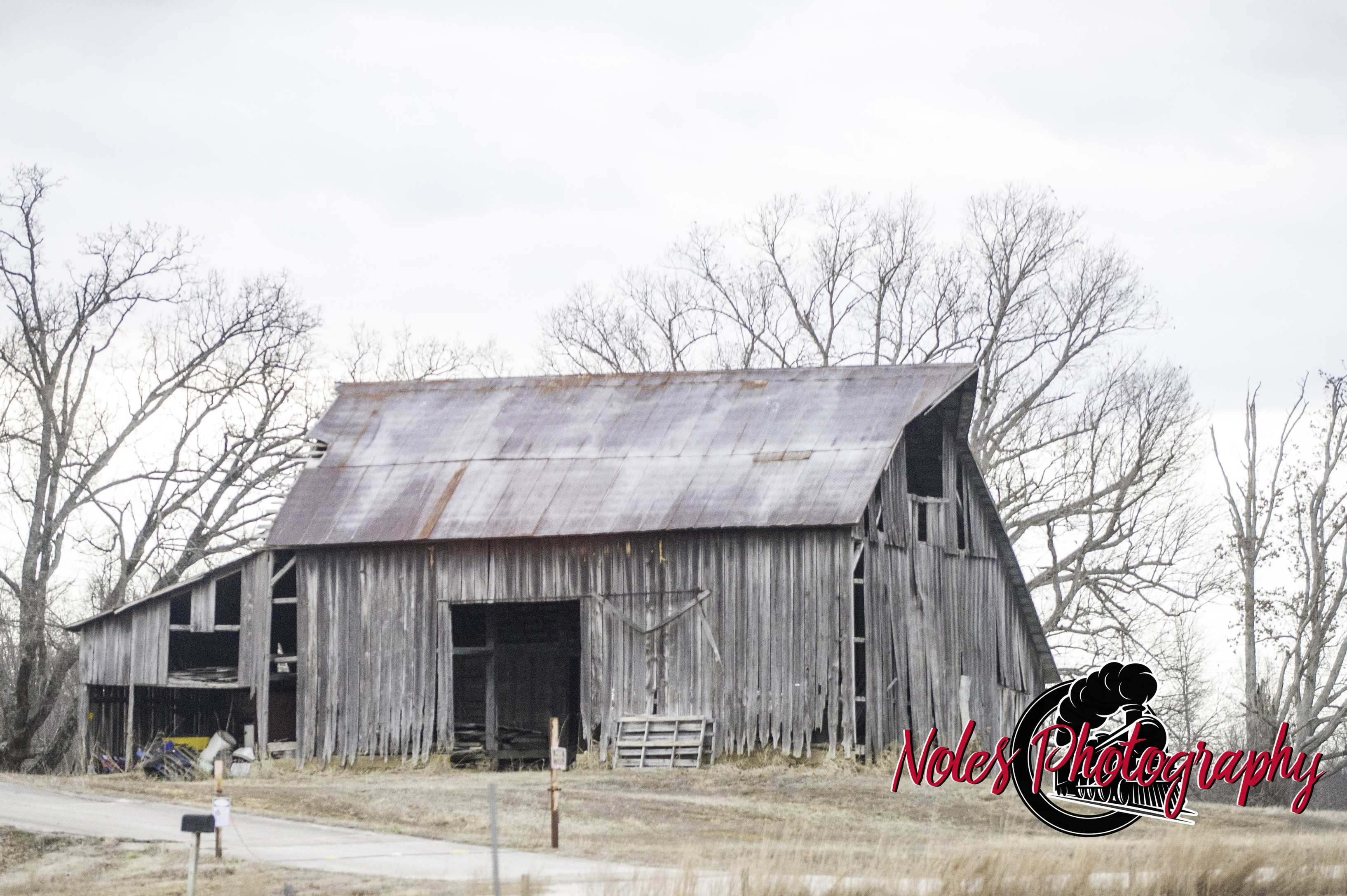 Old-Barn-in-Poplur-Bluff-Hywy-67-9181-copy