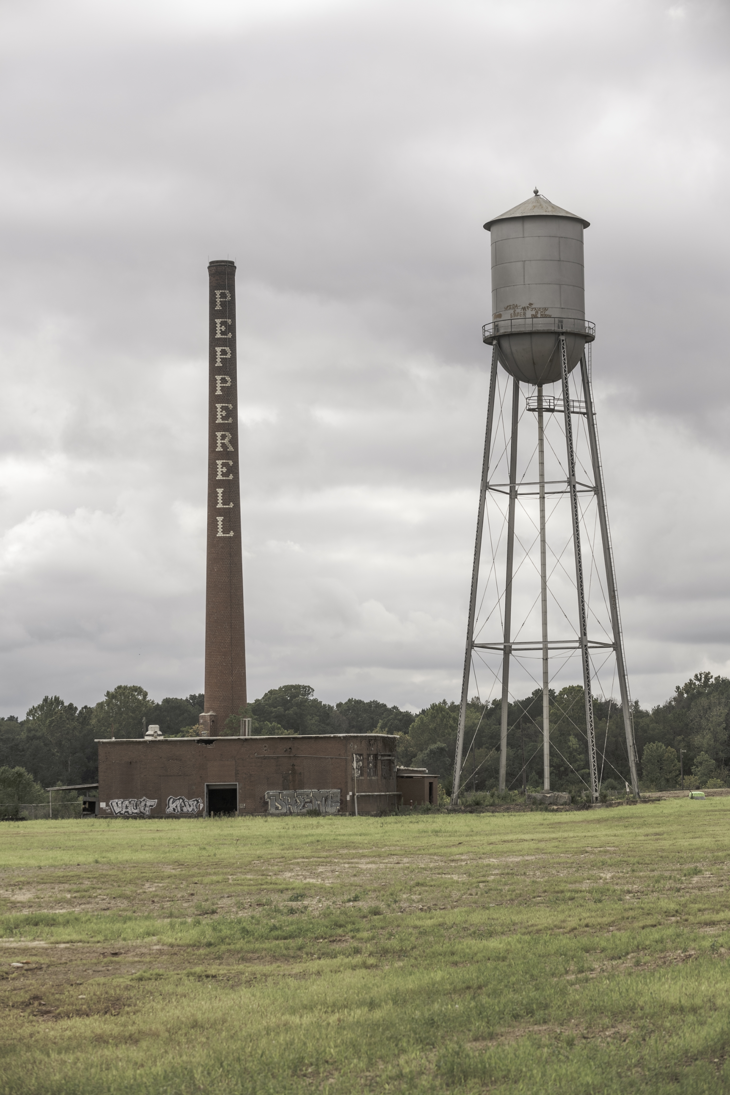 Pepperell-Smoke-Stack-1397-2-e1602173029338