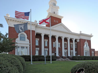 Lee-County-Court-House-Flags-DSC_7896