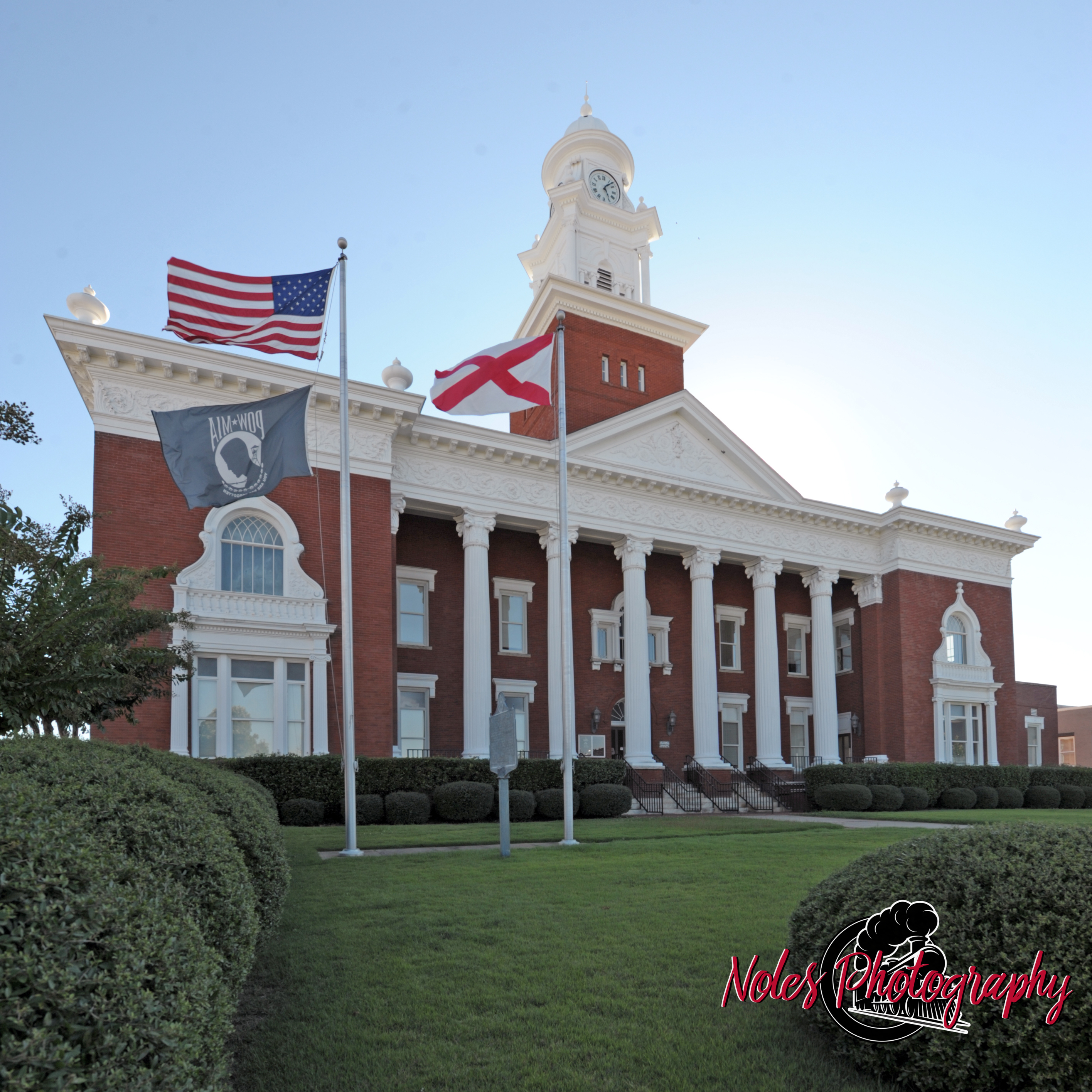 Lee-County-Court-House-Flags-DSC_7896