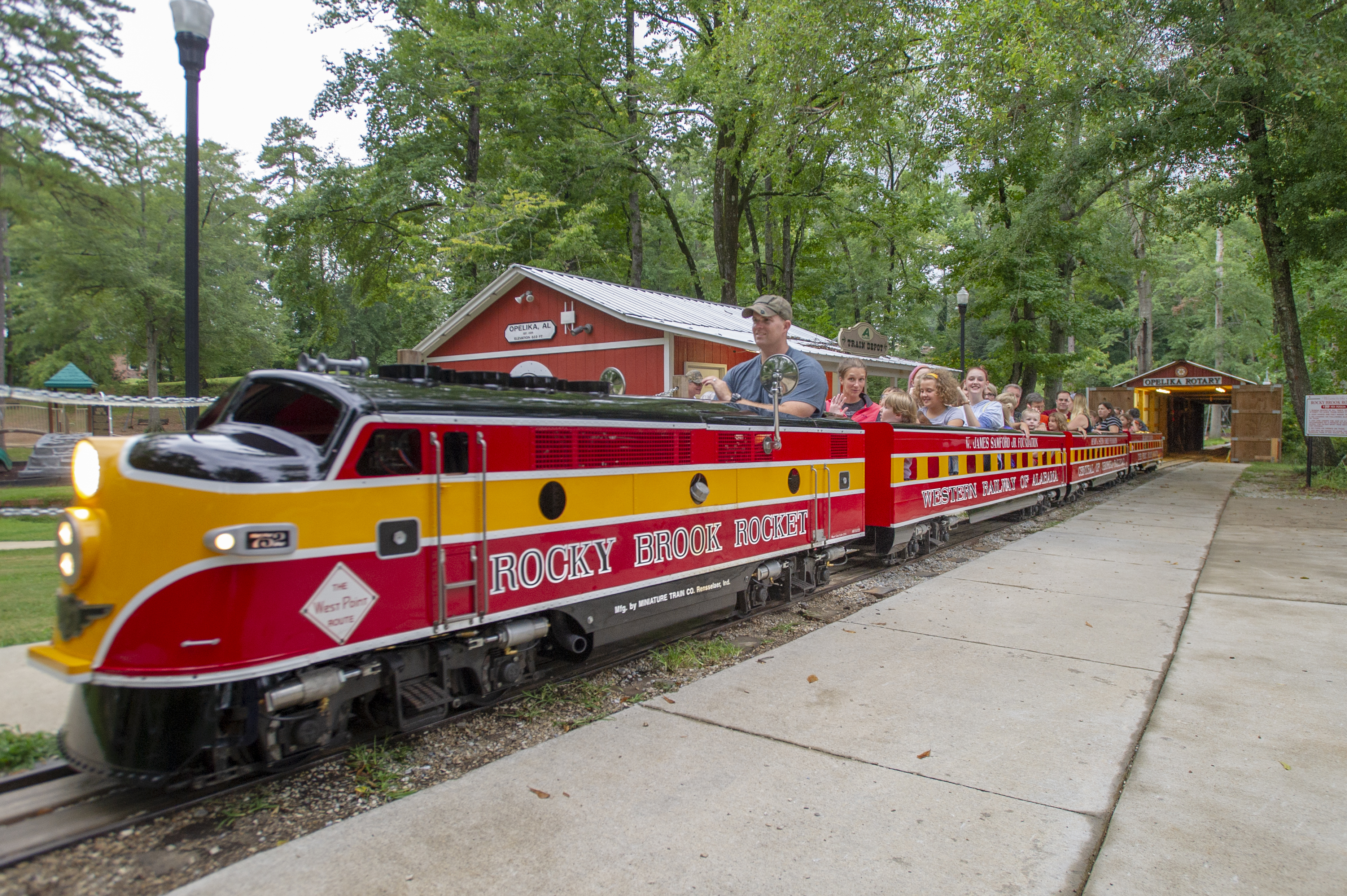 RocketBrook-Rocket-Summer-Swing-24926