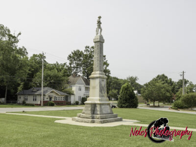 11-The-Confederate-Monument-5312