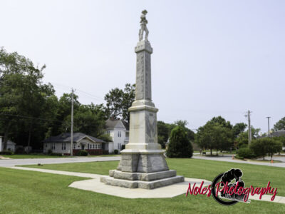 11-The-Confederate-Monument-5315