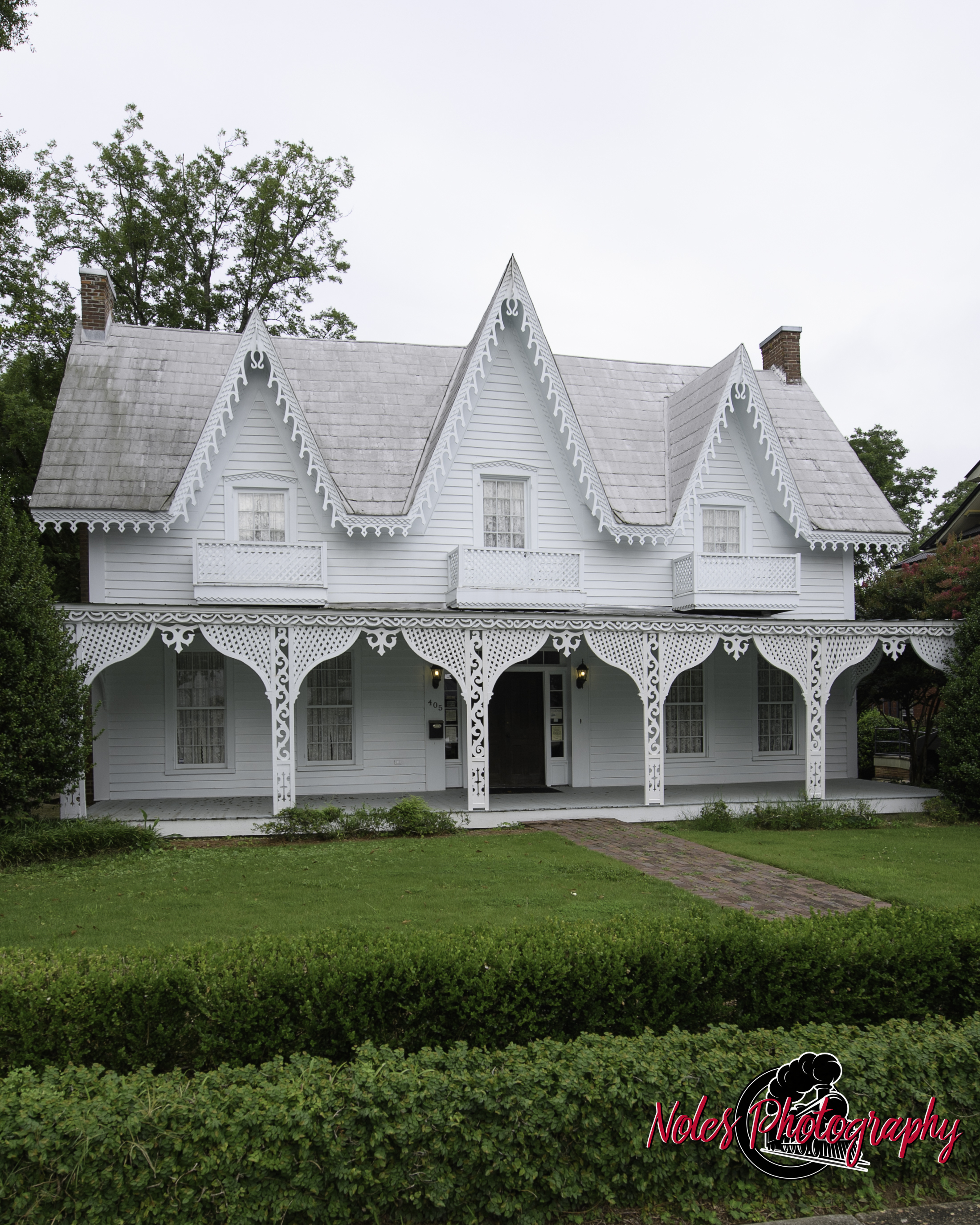 12-The-Gingerbread-House-6944