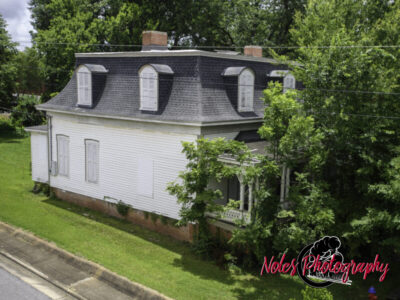 26-Robinson-Husky-House-7040