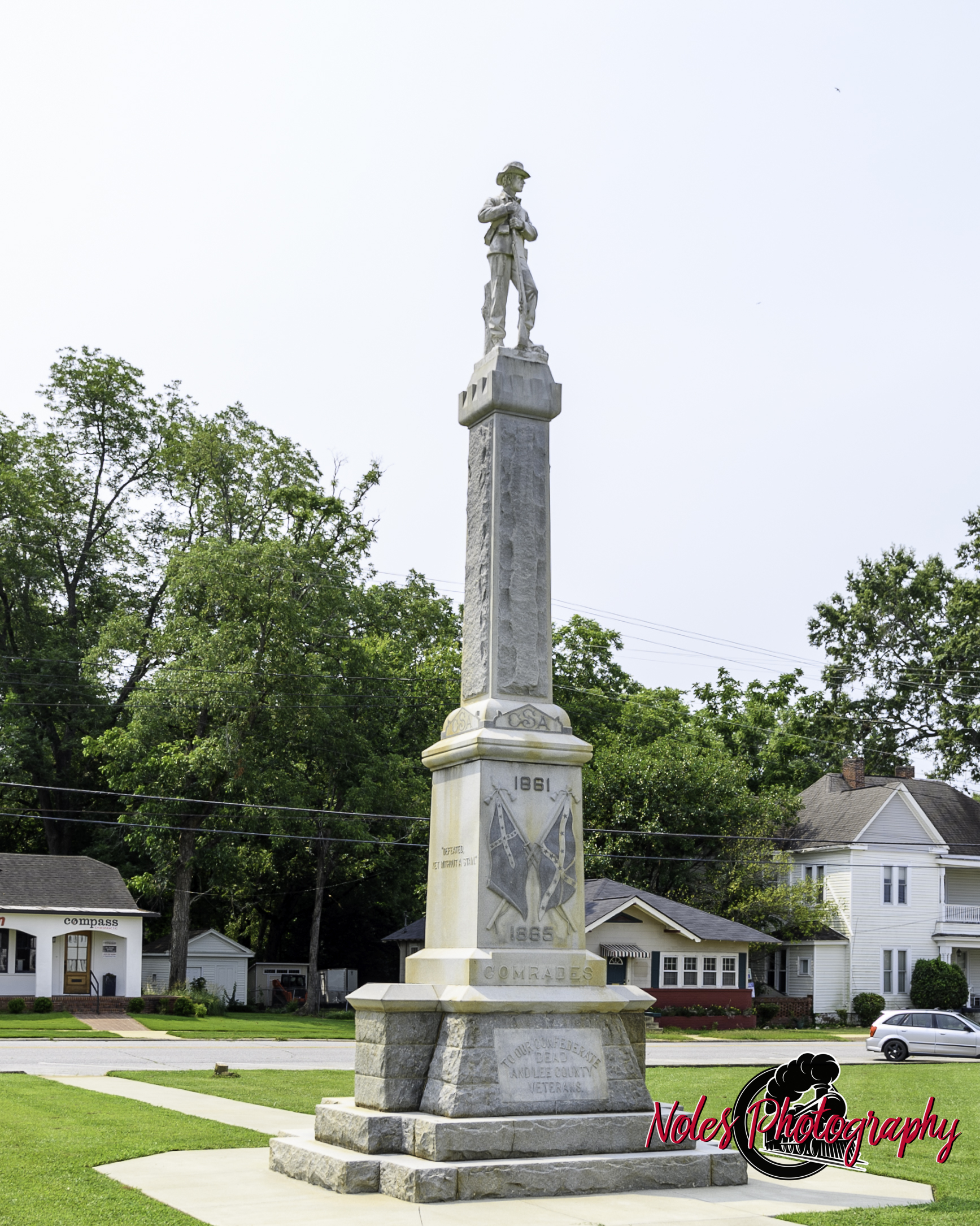 11-The-Confederate-Monument-5311