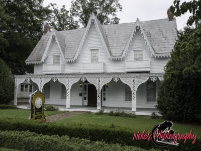 12-The-Gingerbread-House-6935
