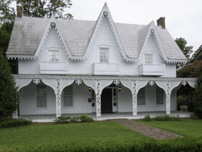 12-The-Gingerbread-House-6944