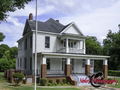 18-Dr-J-W-Darden-House-6981