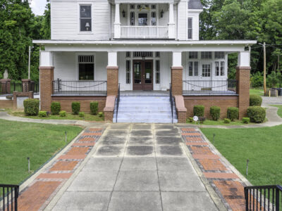 18-Dr-J-W-Darden-House-6992