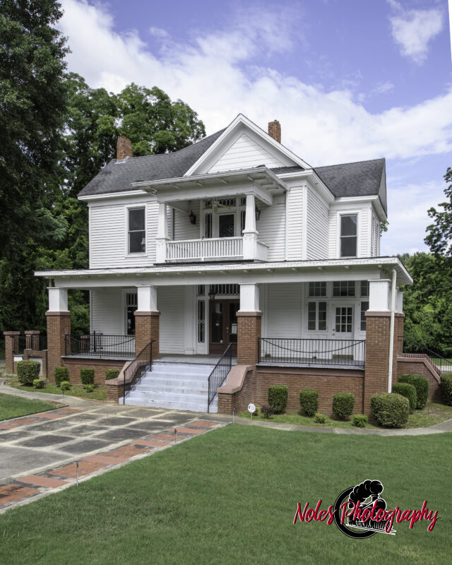 18-Dr-J-W-Darden-House-6999