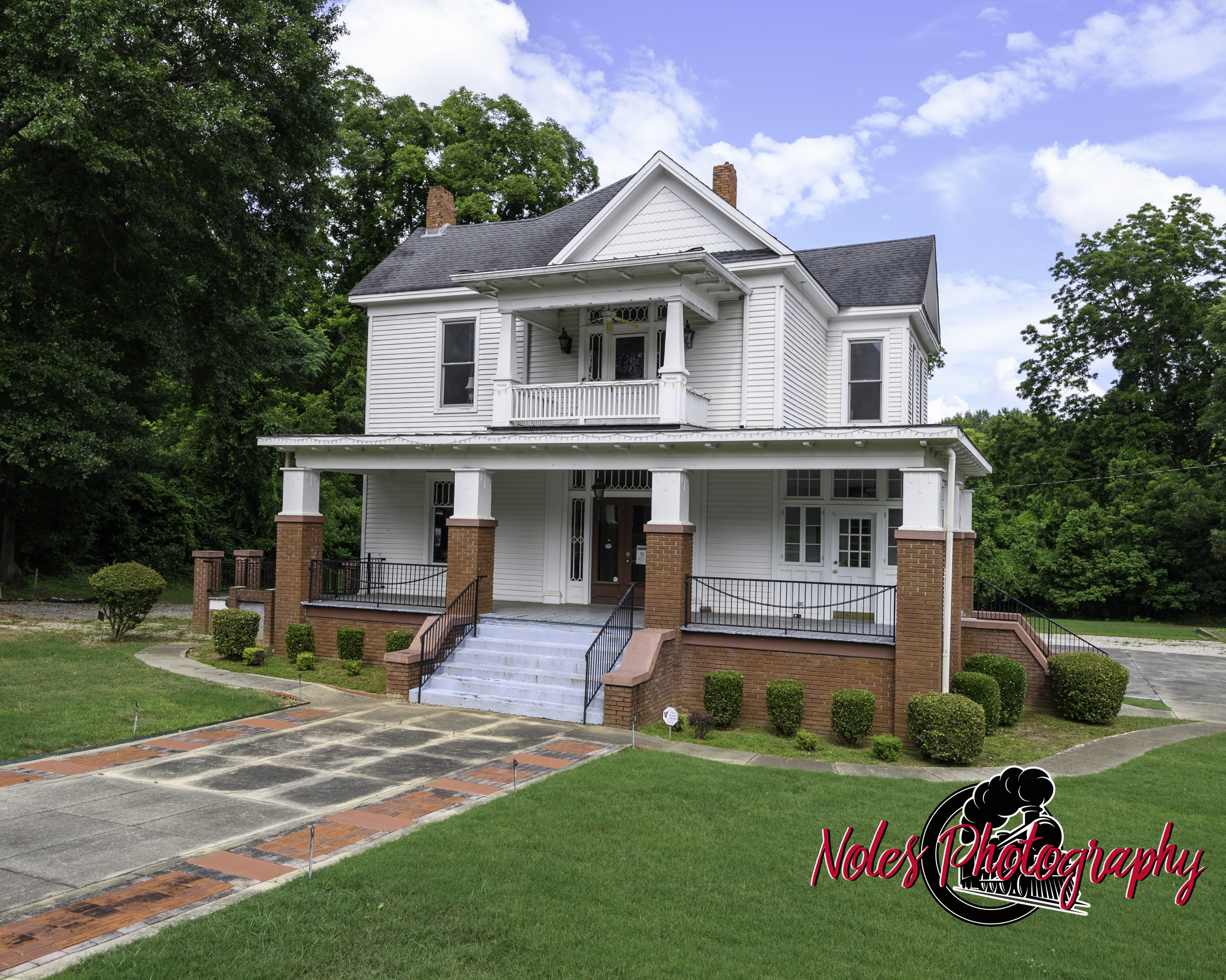 18-Dr-J-W-Darden-House-7004