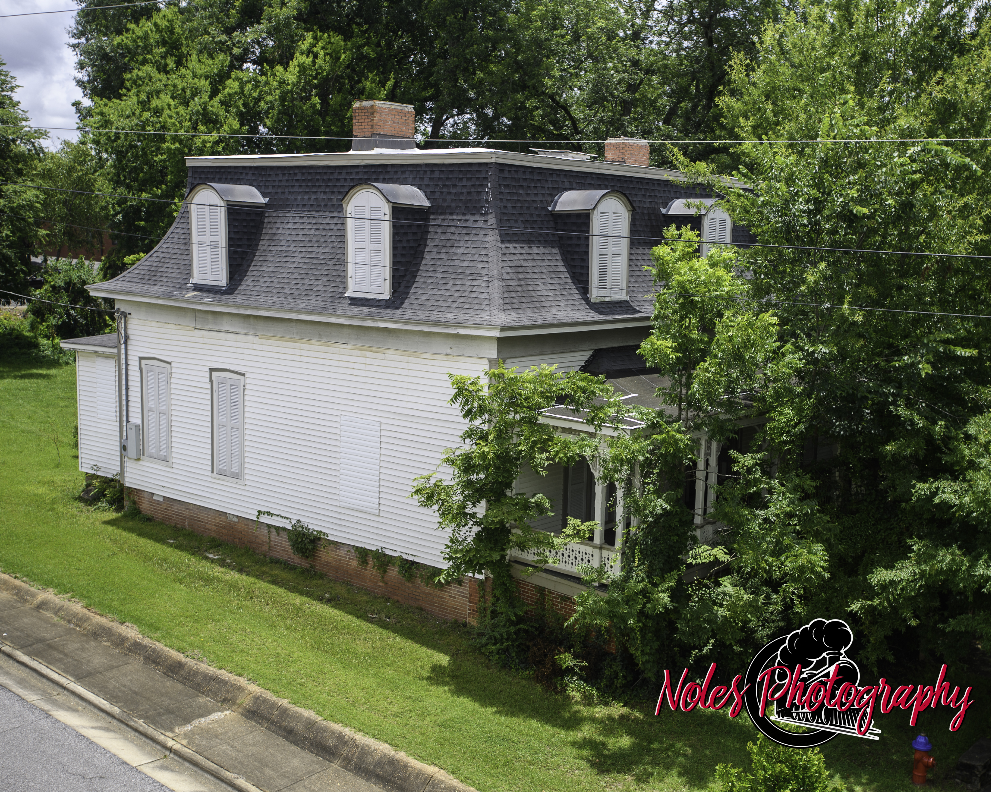 26-Robinson-Husky-House-7040