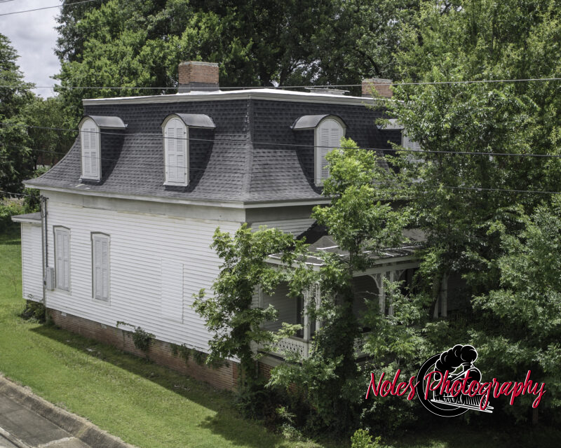 26-Robinson-Husky-House-7071