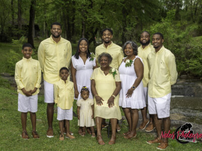 2022-The-Heard-Family-2343
