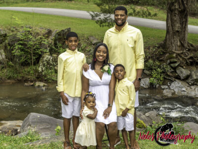 2022-The-Heard-Family-2390