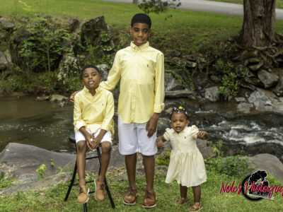 2022-The-Heard-Family-2395