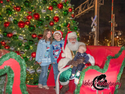 2023-CHristmas-in-A-Railroad-Town-RN-2657