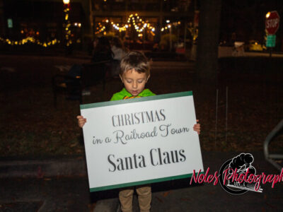 2023-CHristmas-in-A-Railroad-Town-RN-2659