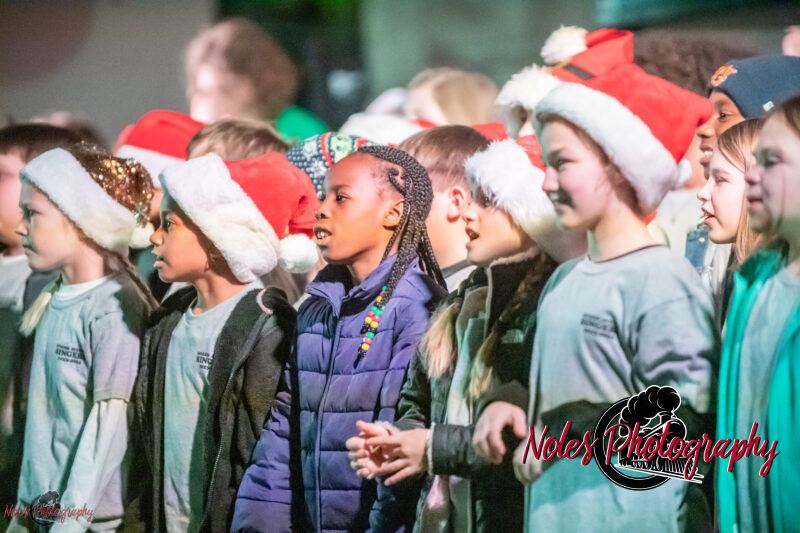 2023-Reindeer-Express_RN_01C
