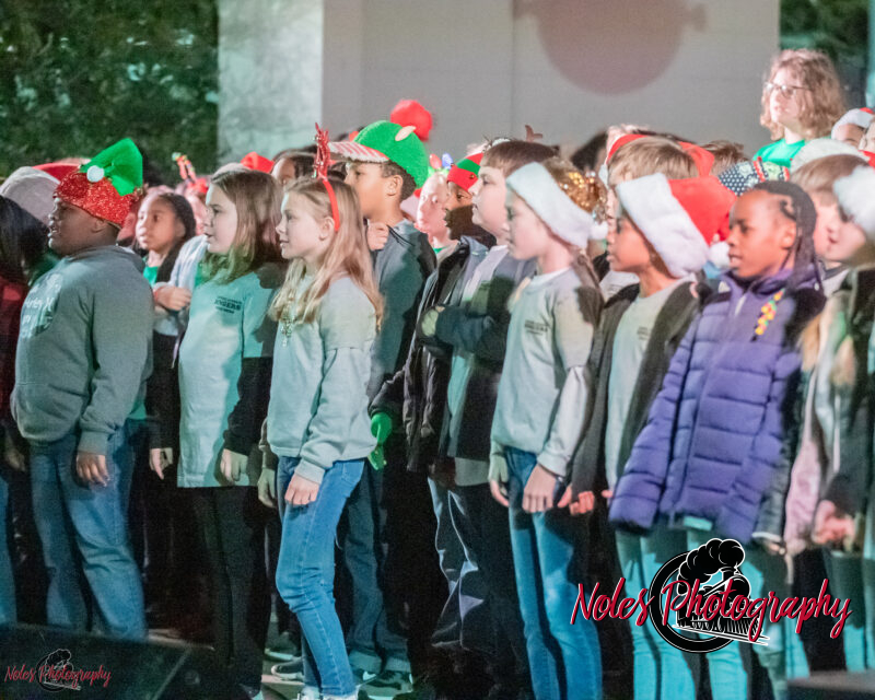 2023-Reindeer-Express_RN_03A